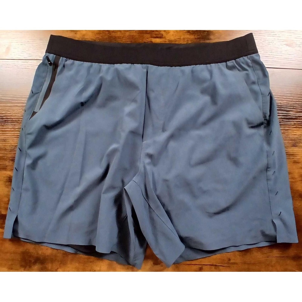 Ten Thousand Shorts Size XL Blue The Interval 6" Lined Great Condition